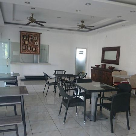 Liberty Homestay Parit  외부 사진